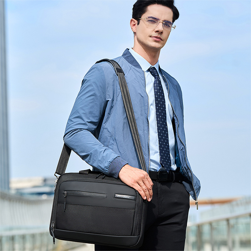กระเป๋าเอกสารสำหรับผู้ชาย กระเ - Luxury Bags For Men บทวิจารณ์และราคา