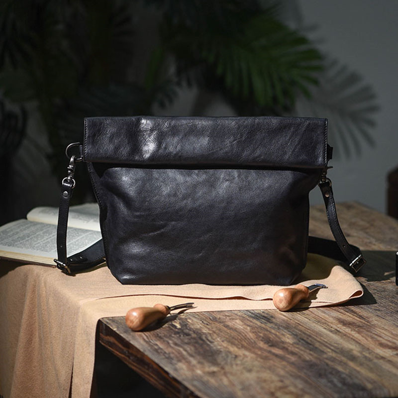 หรูหรานักออกแบบกระเป๋าสะพายไหล - Luxury Bags For Men บทวิจารณ์และราคา