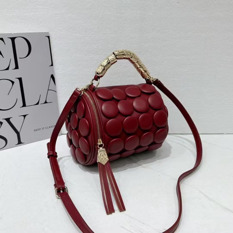 กระเป๋าหนังทรงเรโทรสำหรับผู้หญ - Luxury Bags Youtube บทวิจารณ์และราคา
